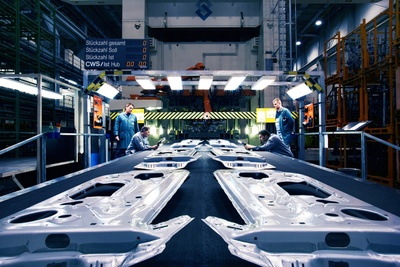 Hydraulic presses
