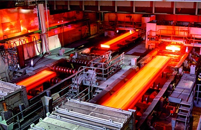 Continuous casting plant and ladle rooms